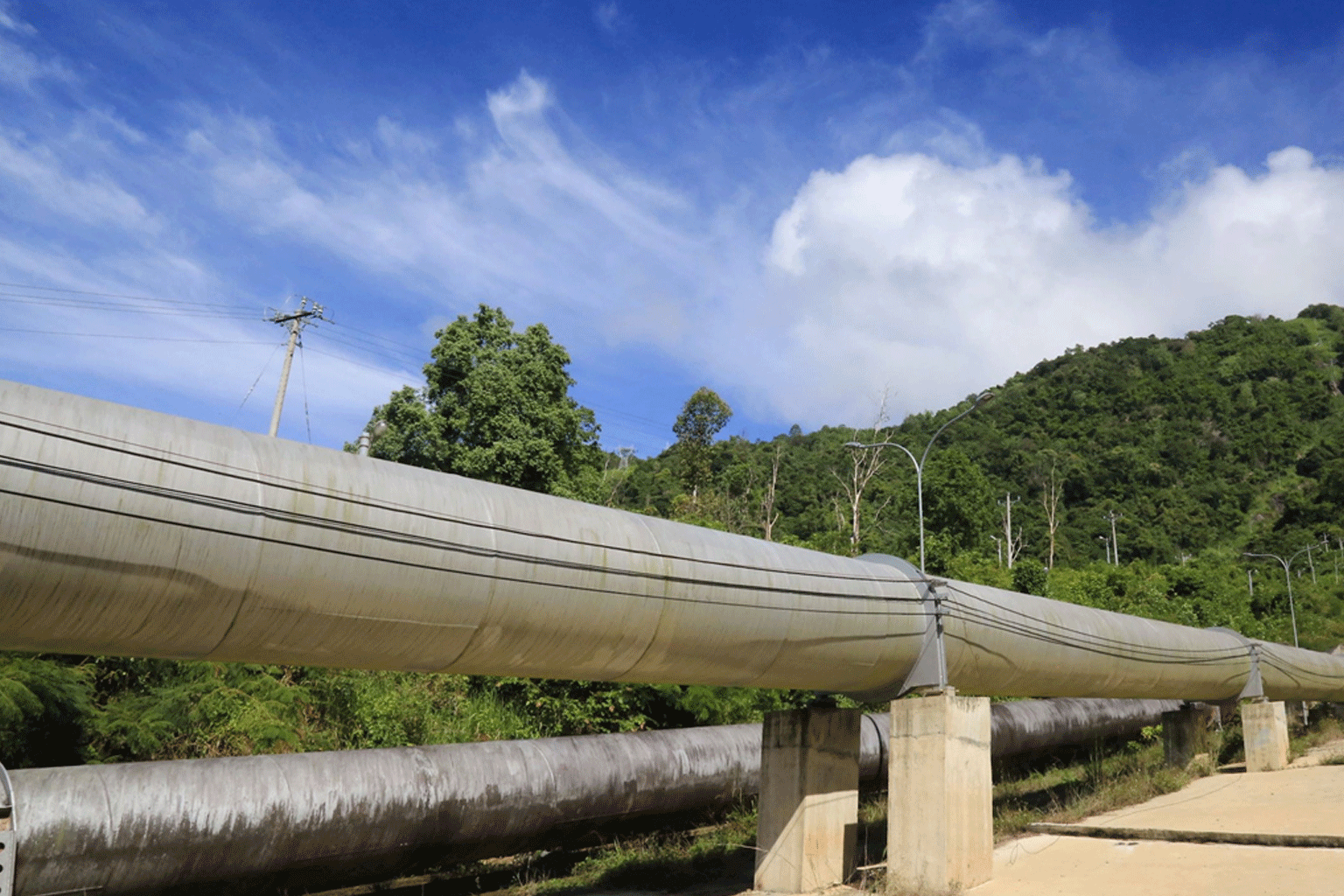 Ong-thep-thuy-dien-4