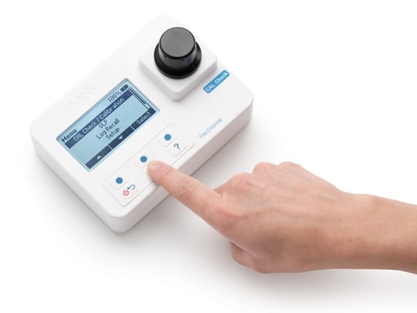 may-quang-do-clo-du-trong-nuoc-sach-hanna-hi97701-1